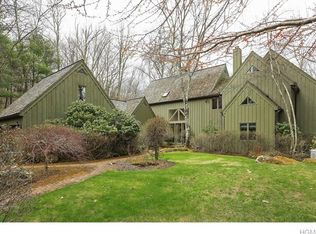 77 Old Logging Rd, Bedford, NY 10506