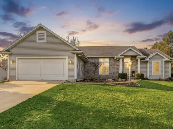 51691 Windyridge Ct, South Bend, IN 46628