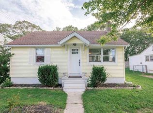 30 E Greenwood Ave, Villas, NJ 08251
