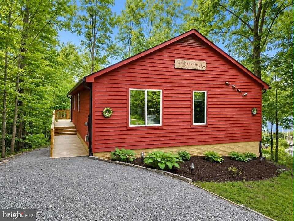 1st image of 8 Mahon Cir