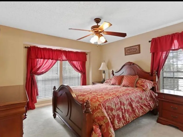 642 Granville Ct #2 — Photo 3