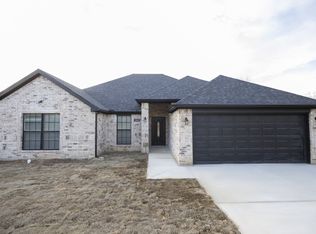 908 Williams Rd, Fort Worth, TX 76120