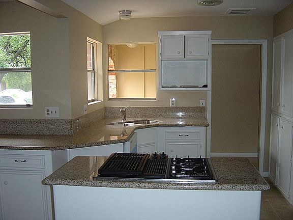 4th image of 11606 Hornbrook Dr
