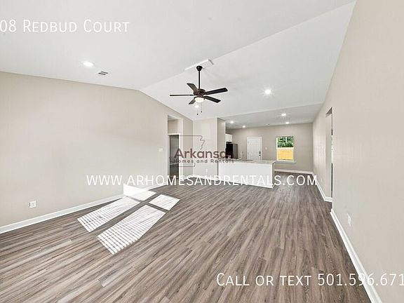 3rd image of 408 Redbud Ct