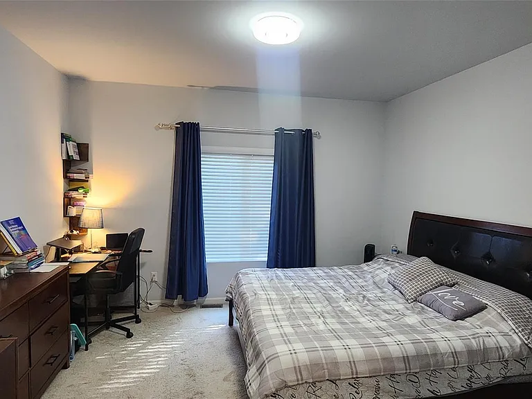 29574 Woodpark Cir — Photo 16