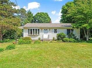 112 Ridgewood Rd, Charlestown, RI 02813