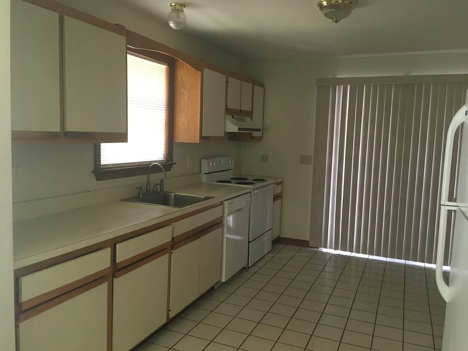 42 Bender Rd — Photo 2