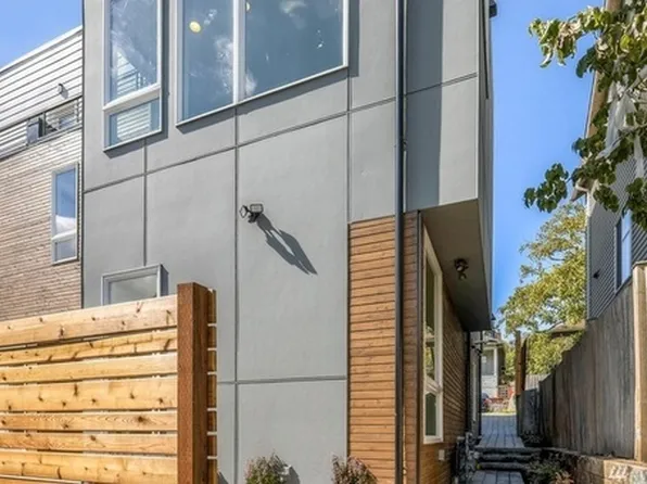 3045A 21st Ave W, Seattle, WA 98199