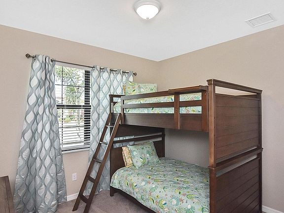 5th image of 10171 Crooked Creek Dr