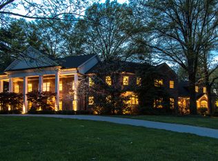 8 Mayfair Rd, Saint Louis, MO 63124