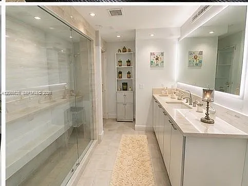 2843 S Bayshore Dr #P4-F — Photo 17