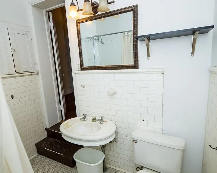 10 E. Read St — Photo 13