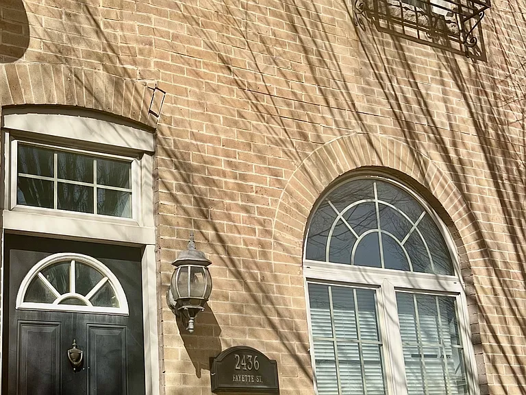 2436 E Fayette St #- — Photo 34