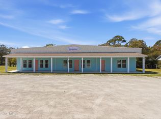 360 Island Rd, Harkers Island, NC 28531