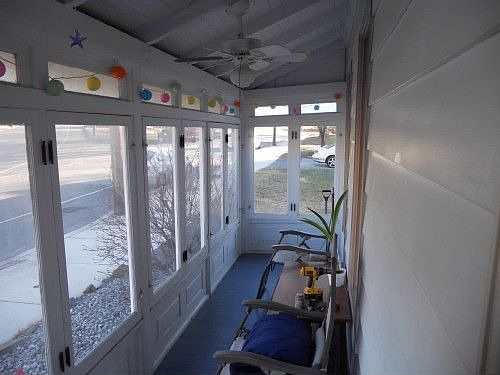 3rd image of 208 E Market St