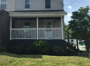 27 Franklin St, Cokeburg, PA 15324