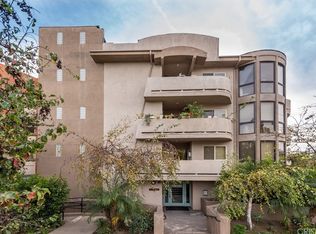 11766 W Sunset Blvd APT 301, Los Angeles, CA 90049
