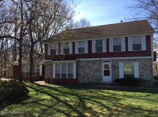 7695 Timbercreek Ct, Portage, MI 49024
