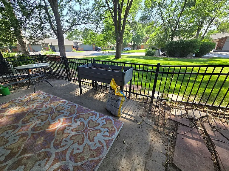 1541 Adriel Ct — Photo 29