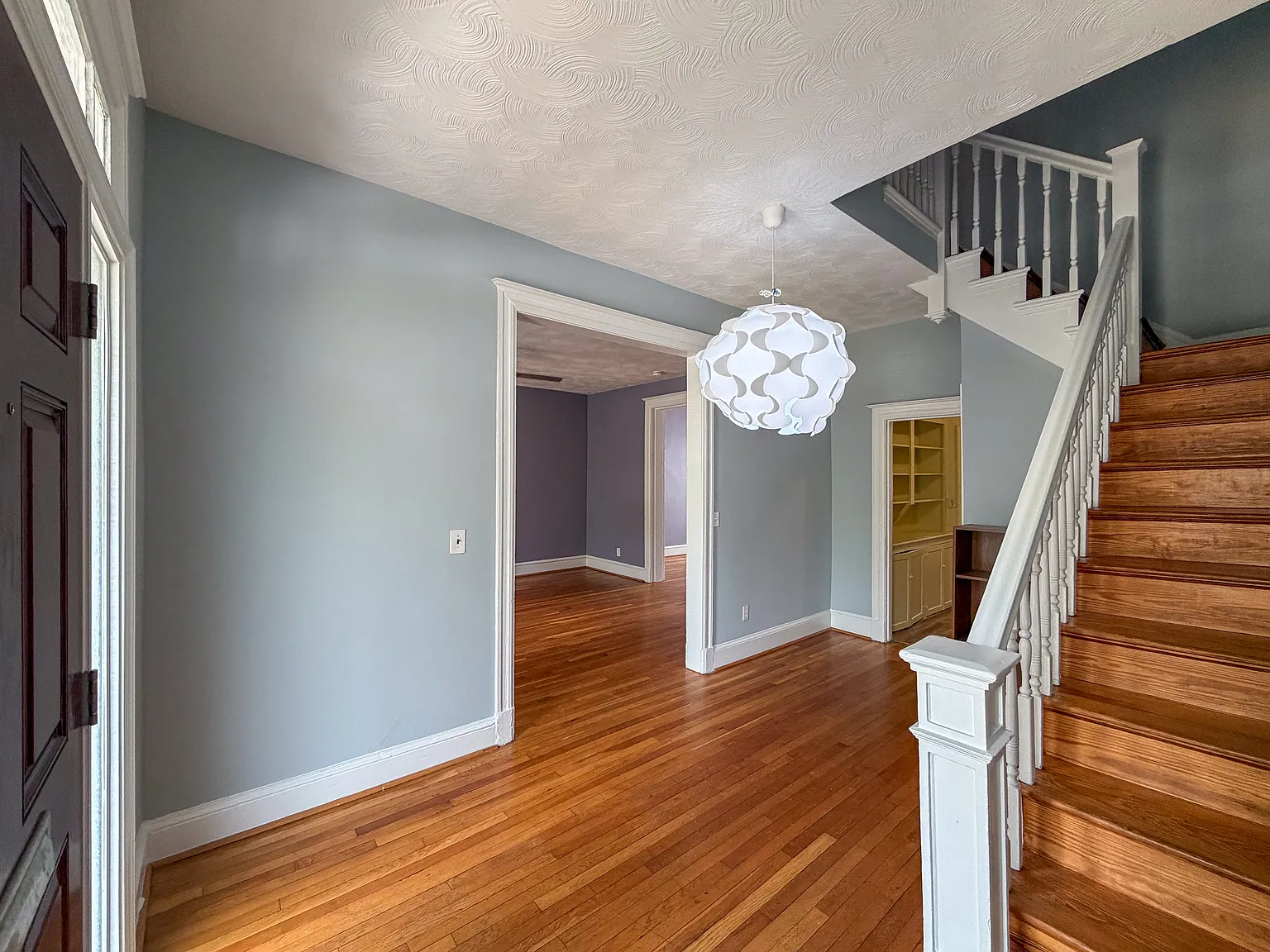 4 bed, 1902 sqft, $3,895 — Photo 4