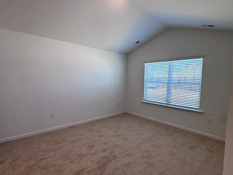 123 Starlight St — Photo 8