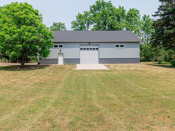 5th image of 8853 Laingsburg Rd