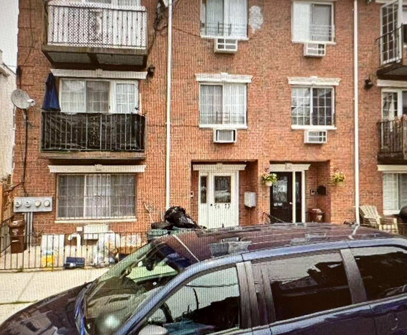 7873 81st St, Glendale, NY 11385 Zillow