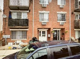 78-73 81st St, Glendale, NY 11385