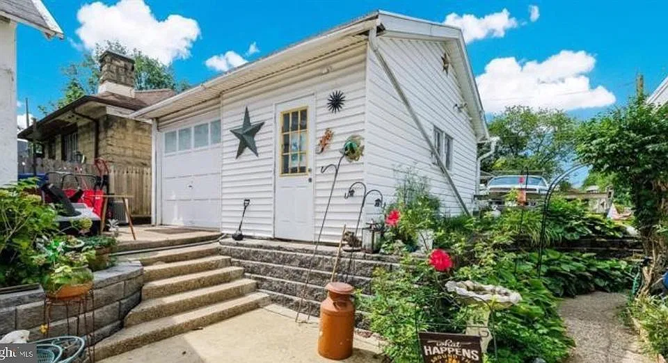 7301 Chestnut Avenue Garage #2