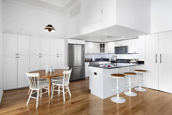 Sold by Compass | media 2