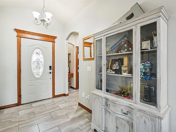 5th image of 3104 San Juan Trl