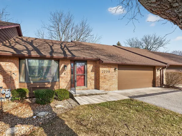 2708 Greenwood Acres Dr #2708, Dekalb, IL 60115