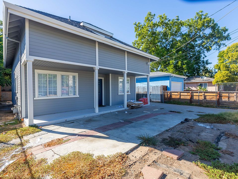 1st image of 2928 43rd St