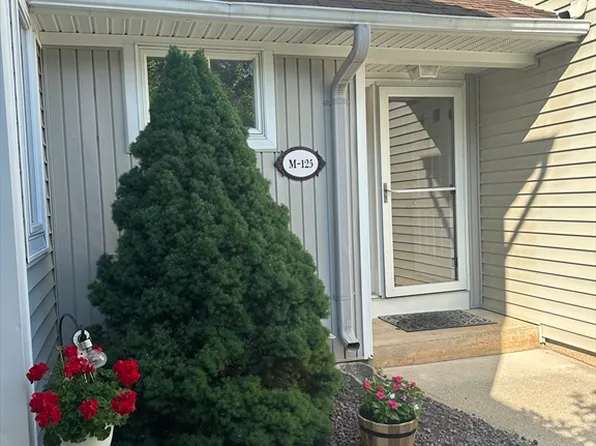 2205 Boston Rd APT M125, Wilbraham, MA 01095