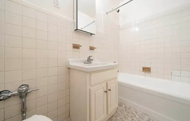 Rented by Living New York | media 8