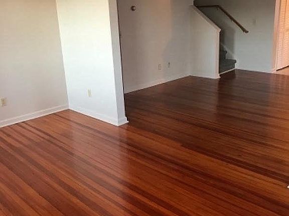 5th image of 133 Hudson Ave #B