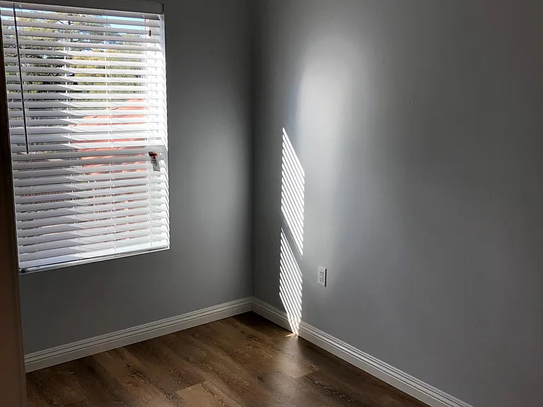 5250 1/2 Briggs Ave — Photo 7