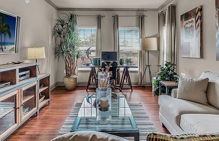 Andros Isles Apartments — Photo 13