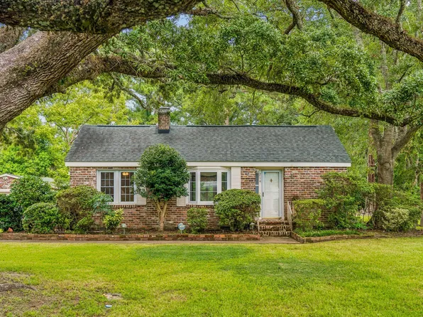 214 Island Dr, Charleston, SC 29407