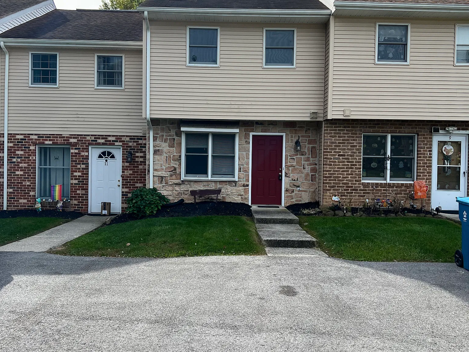 2 bed, 1.5 bath, 1100 sqft, $1,445 — Photo 1
