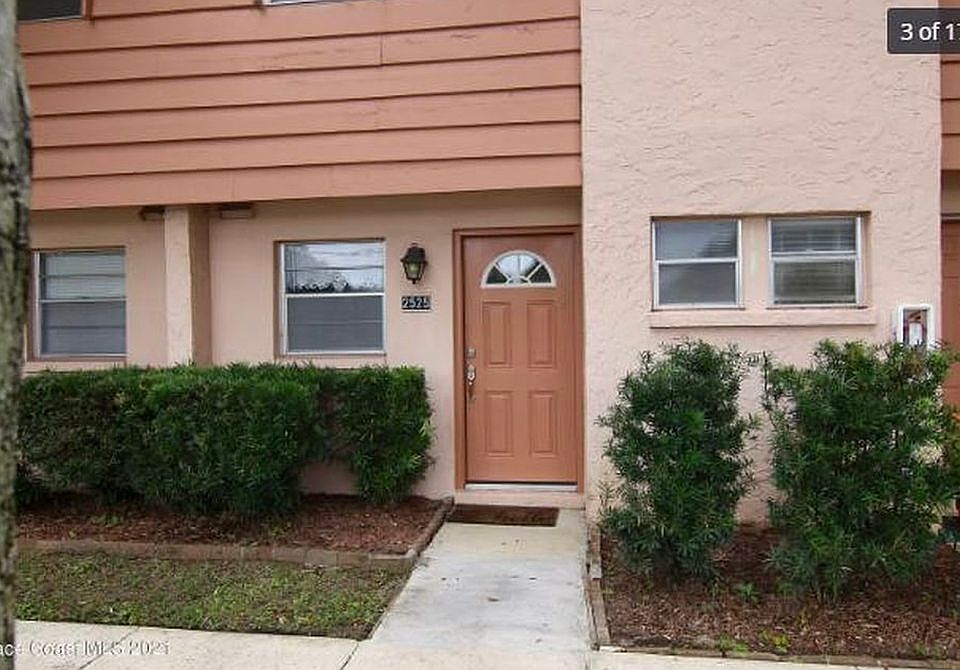 1st image of 2525 Country Club Dr