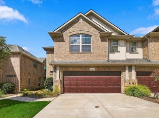 2737 Splendor Dr, Lake Dallas, TX 75068