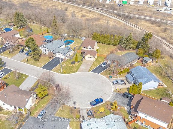 3rd image of 200 Morrison Dr
