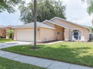 11201 Moonvalley Way, Tampa, FL 33635