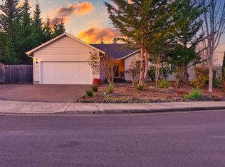 2557 Golfview Ave, Sutherlin, OR 97479