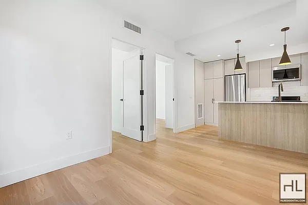 Rented by Highline Residential | media 10