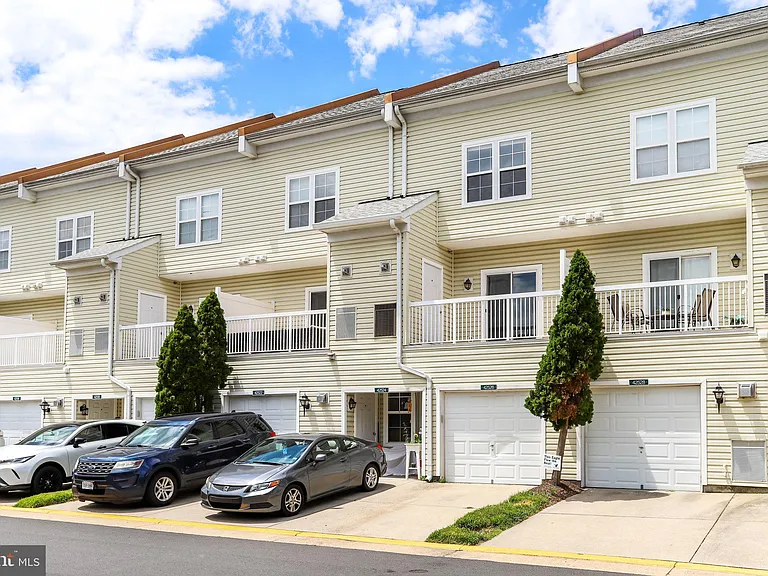 42526 Mayflower Ter — Photo 41