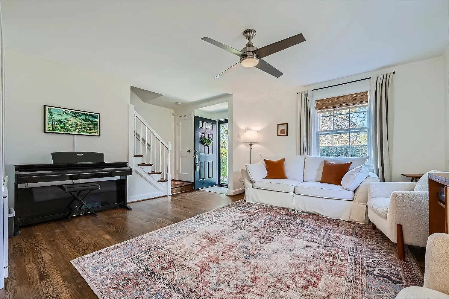 3 bed, 1520 sqft, $2,900 — Photo 3