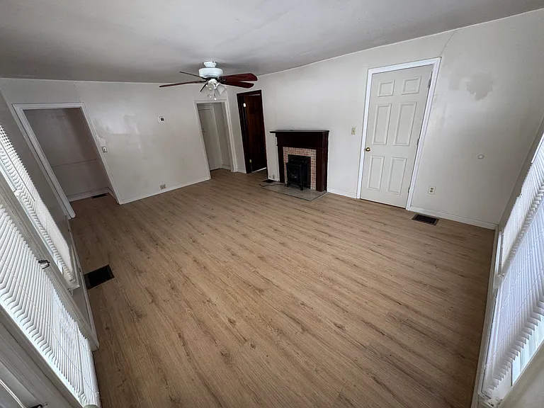 1261 Old Hollow Rd — Photo 9