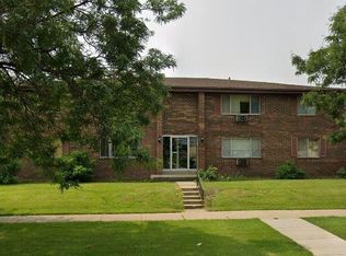 5117 52nd St, Kenosha, WI 53144